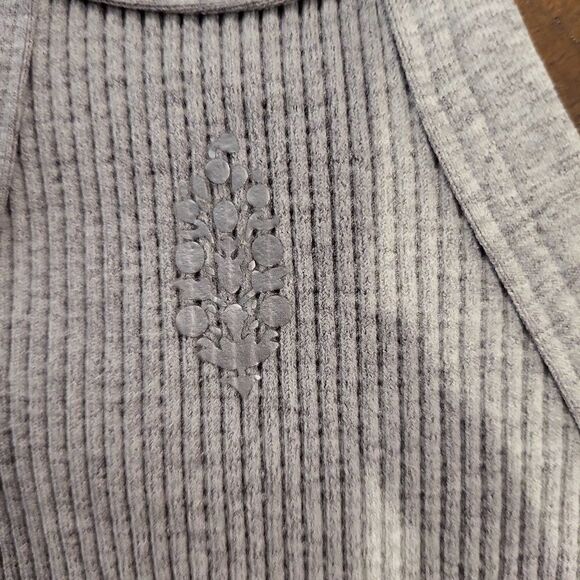 Free People Happiness Runs Heather Grey Tank XS/S - Picture 7 of 7